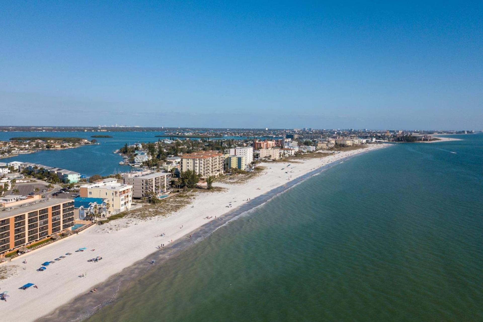 Top Floor Suite - Chambre St. Pete Beach Exterior photo